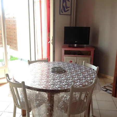 Au Petit Bonheur Casa de Férias Mauguio